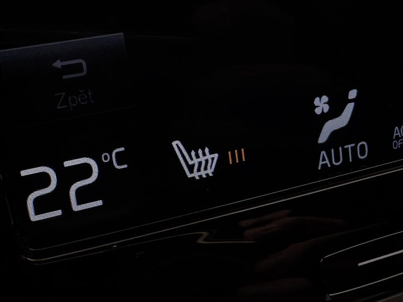 Volvo V90 CC D5 AWD PRO POLESTAR CZ  - fotka 44 z 47