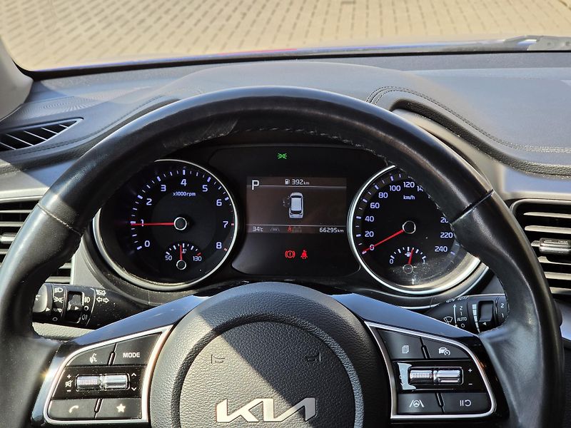 Kia Ceed (2022) 1,5 T-GDI 118kW DCT TOP - fotka 12 z 15