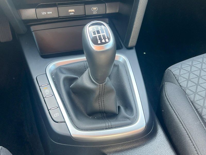 Kia Ceed (2025) Spin SW 1.5 T-GDI 103 kW 6°man - fotka 27 z 31