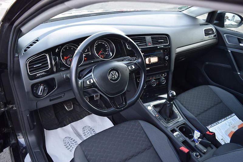 Volkswagen Golf Variant (2018) 1.4TSI 92kw COMFORTLIN PAN TAŽ - fotka 23 z 48