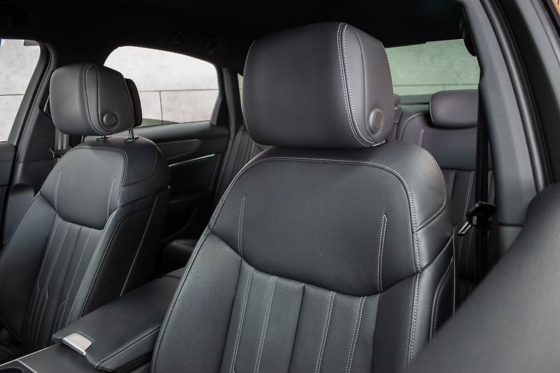 Audi A6 50 TDI REZERVACE - fotka 19 z 46