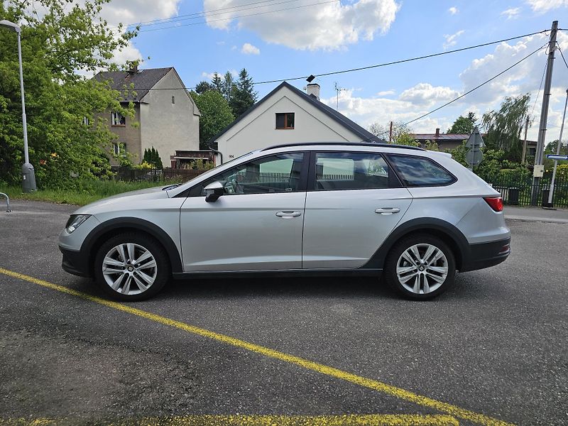 Seat Leon (2015) 1.6TDI 4X4 TAŽNÉ  - fotka 2 z 17
