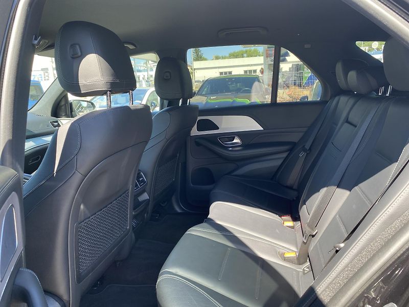 Mercedes-Benz GLE 350d AMG - fotka 15 z 28