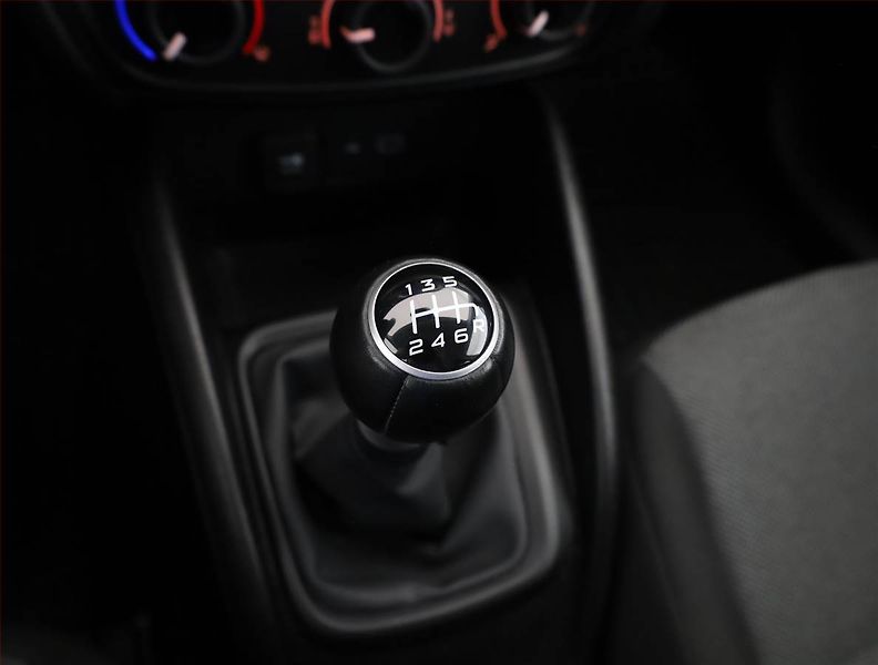 Fiat Tipo (2018) 1.4 16V, Serv.kniha, Tempomat - fotka 17 z 19