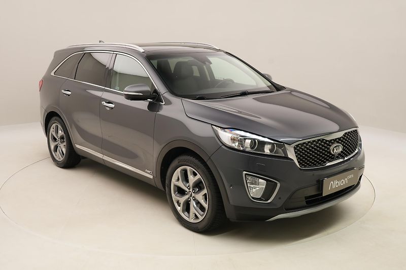 Kia Sorento 2.2 CRDi 147kW AWD AUT 7míst - fotka 16 z 56