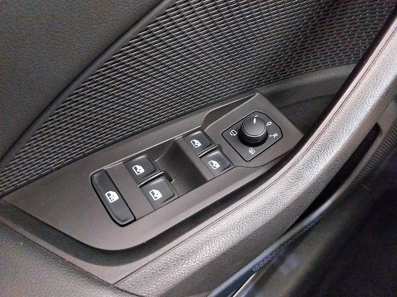 Škoda Octavia (2023) Style 2.0 TDI, digi klima - fotka 21 z 22