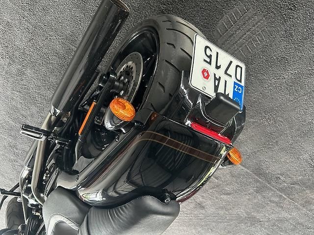 Harley-Davidson FXSE Softail Breakout CVO (2016) - fotka 25 z 26