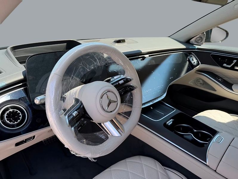 Mercedes-Benz Třídy S (2026) 580 4MATIC AMG, Burmester 4D - fotka 7 z 10
