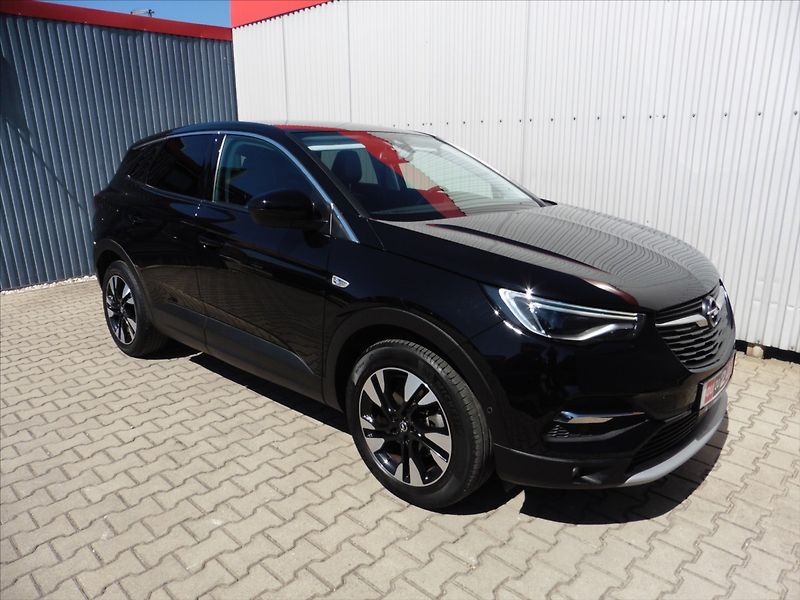 Opel Grandland 1,2 Ultimate 96kW , Navi - fotka 4 z 19