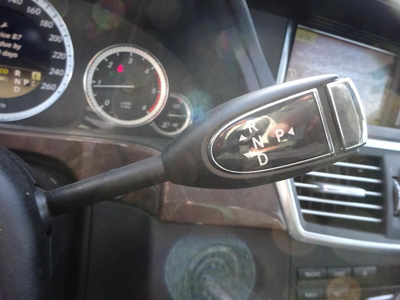 Mercedes-Benz Třídy E 220 CDI 125kW ELEGANCE - fotka 16 z 25