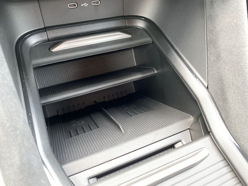 Škoda Kodiaq (2025) 2,0 TDI 142 kW 4x4 DSG Sportli - fotka 29 z 40