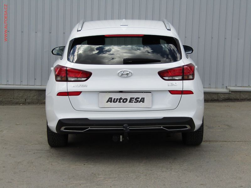 Hyundai i30 (2021) 1.5 T-GDi, 1.maj,ČR - fotka 5 z 22
