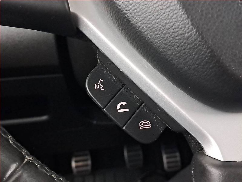Suzuki Vitara (2018) 1.6 VVT, 4X4, Kůže, Navi - fotka 18 z 22
