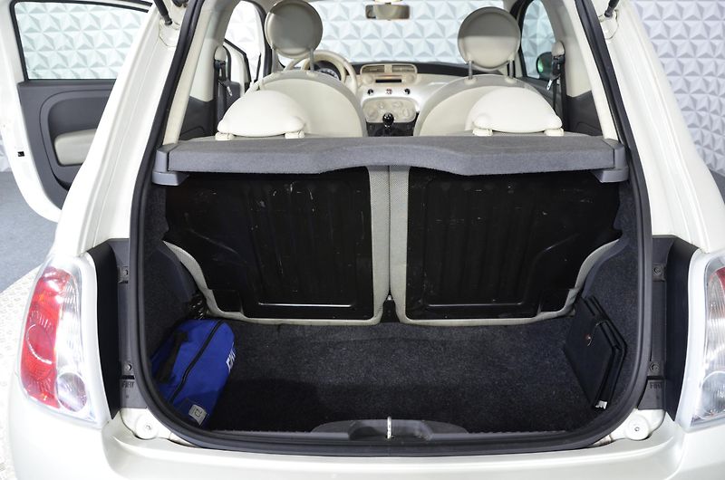 Fiat 500 (2010) 1.2i 51kw panorama - fotka 14 z 14