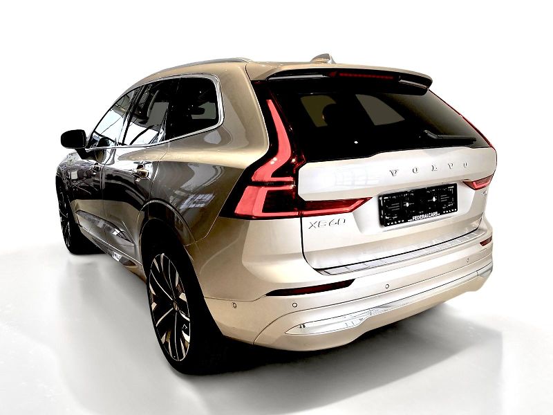 Volvo XC60 (2026) T6 ULTRA BRIGHT+4SERVIS/ZÁRUKA - fotka 4 z 19