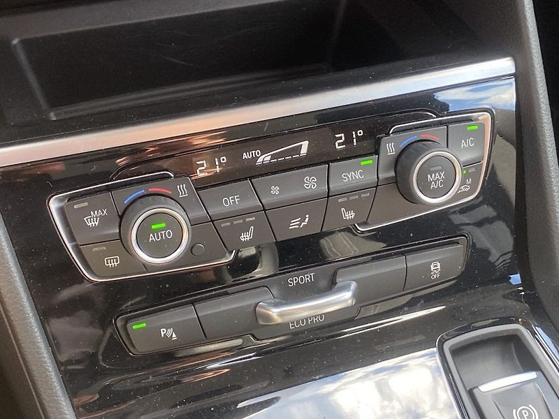 BMW Řada 2 218d, ČR, automat, 2x kola - fotka 15 z 16