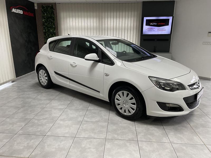 Opel Astra 1.4 i ČR 1.MAJITEL SERVISKA  - fotka 2 z 24