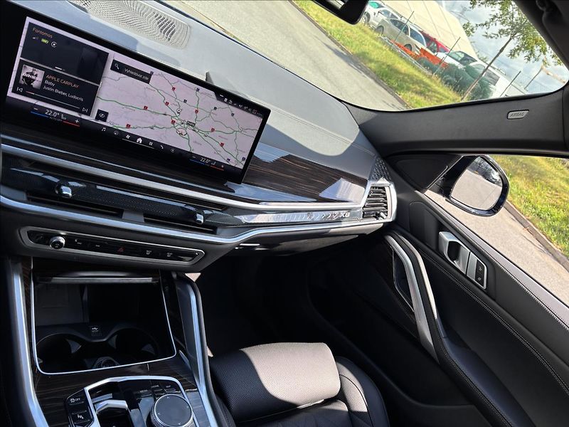 BMW X6 3,0 40i 280kW M-Sport xDrive - fotka 45 z 46