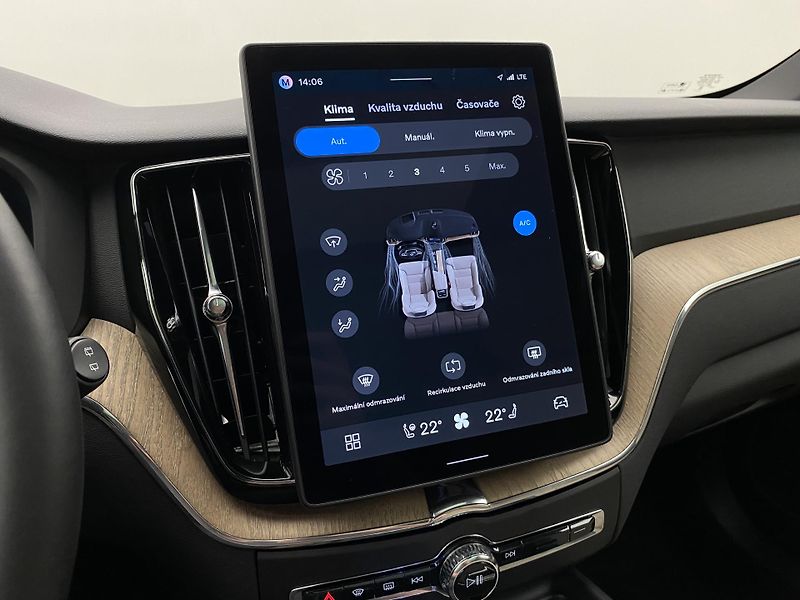Volvo XC60 T6 AWD RECHARGE BRIGHT PLUS CZ - fotka 41 z 60