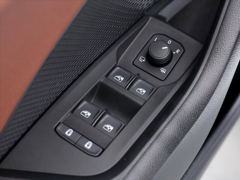 Škoda Octavia 2,0 TDI 110KW STYLE CZ DPH - fotka 16 z 36