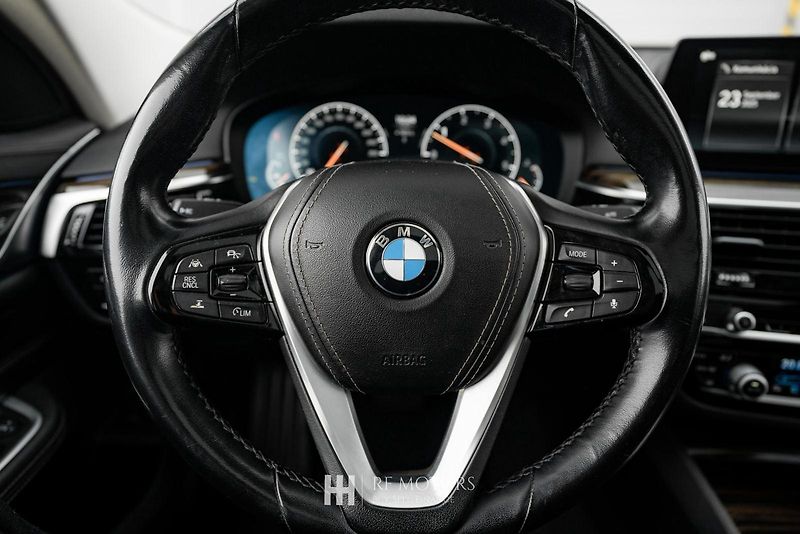 BMW Řada 6 (2018) 630d GT 195kW - fotka 28 z 42