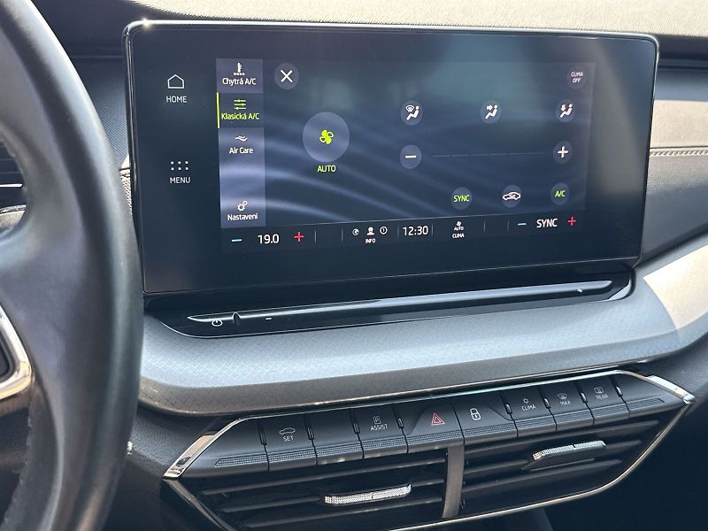 Škoda Octavia (2020) Combi 2.0 TDI DSG Ambition - fotka 20 z 32