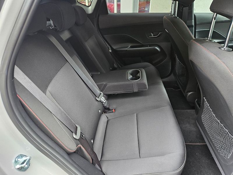 Hyundai Kona 1.6T-GDi 4x4 DCT N-Line,serv.k - fotka 33 z 35