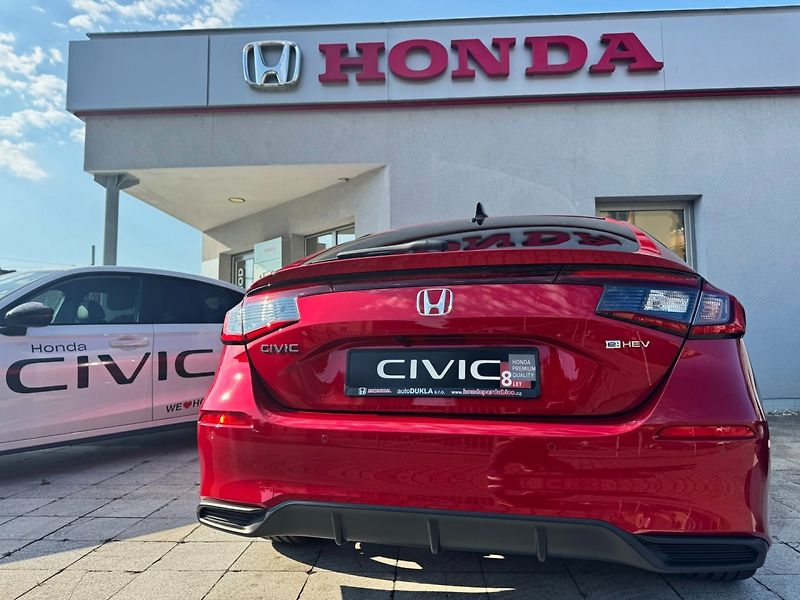 Honda Civic (2026) 2.0 e:HEV SPORT  MR27 SKLADEM - fotka 34 z 36