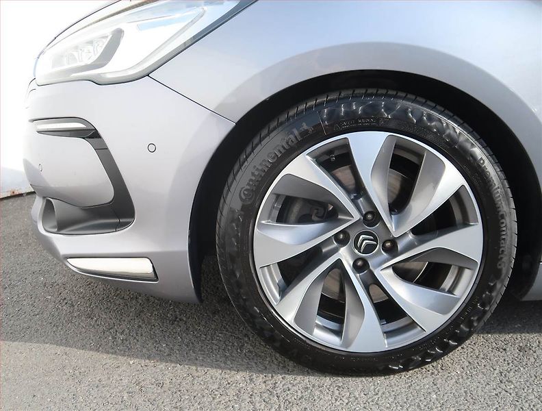 Citroën DS5 (2016) 2.0 BlueHDI, Automat - fotka 15 z 23