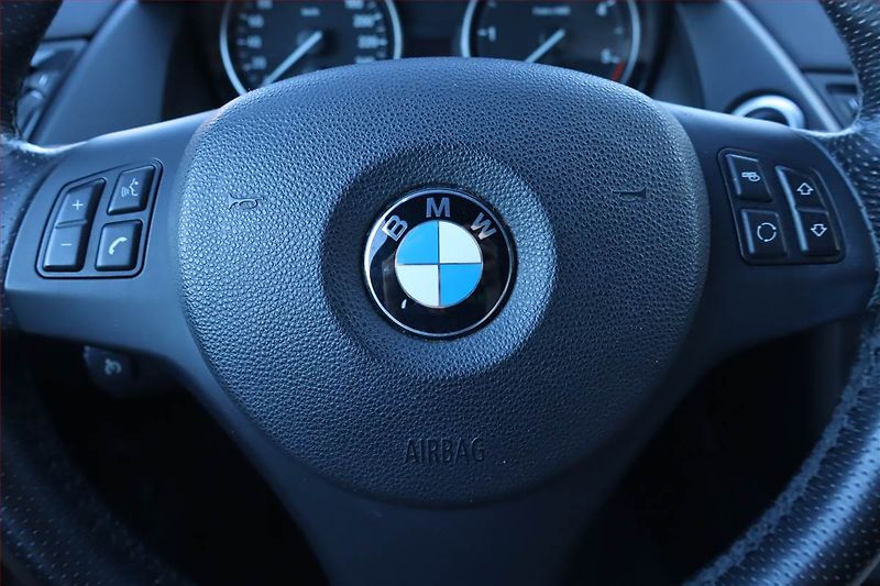 BMW X1 (2013) xDrive18d, 4X4, Automat - fotka 17 z 19