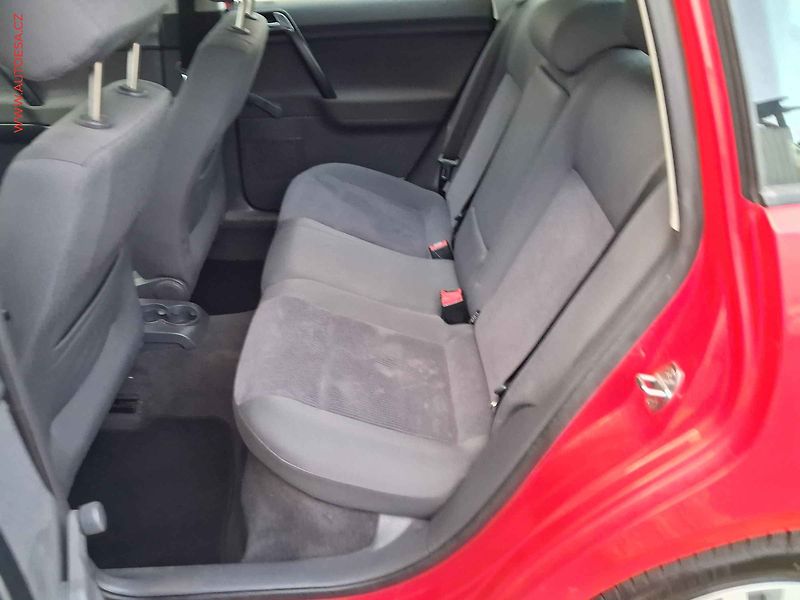 Volkswagen Polo (2005) 1.2i, 2.maj,ČR, AC - fotka 10 z 15
