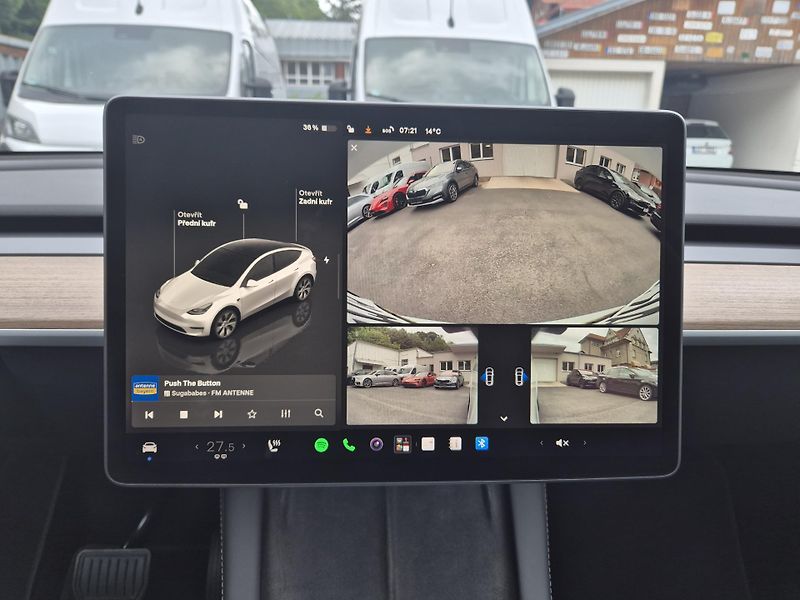 Tesla Model Y LONG RANGE DUAL MOTOR TZ 91 % - fotka 29 z 50