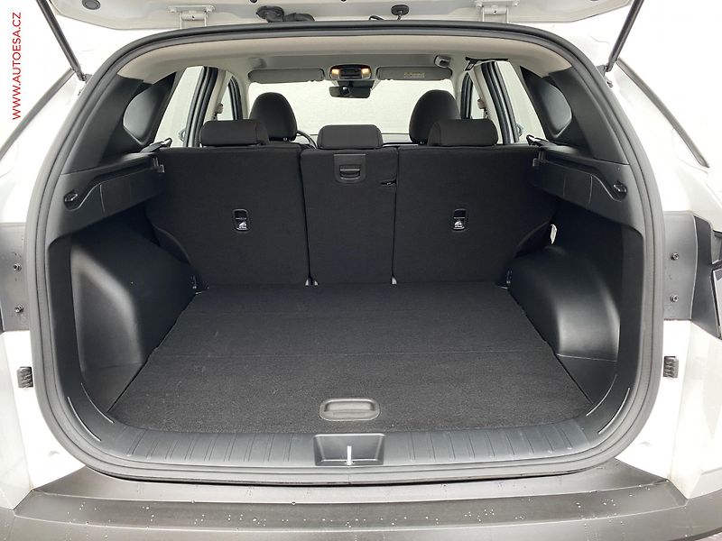 Hyundai Tucson (2022) 1.6 T-GDi 4x4, 1.maj,ČR - fotka 7 z 18