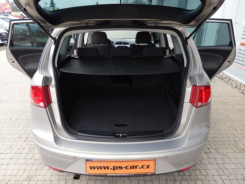 Seat Altea XL 1.6 TDI 77kW ZÁLOHOVÁNO - fotka 8 z 15