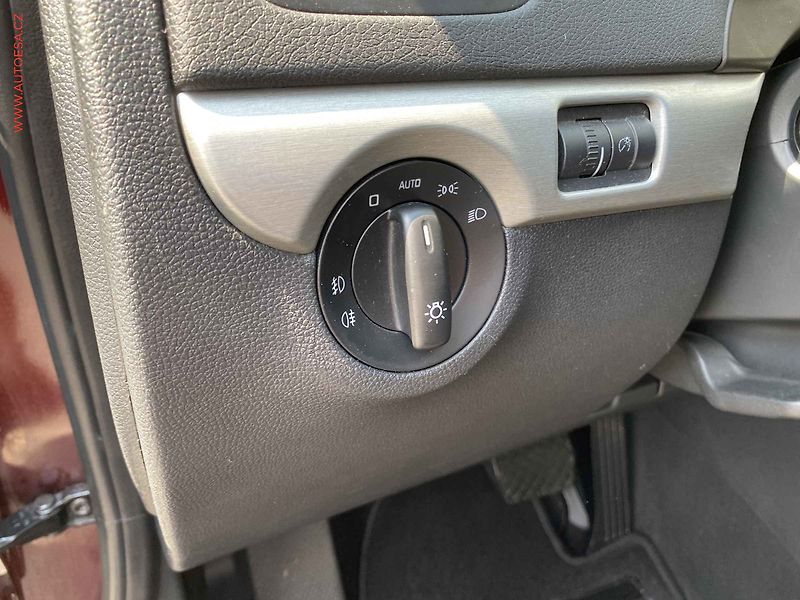 Škoda Yeti (2010) 1.2 TSi, Experience, DSG - fotka 15 z 17
