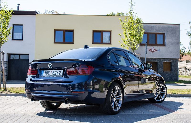 BMW Řada 3 - fotka 7 z 20