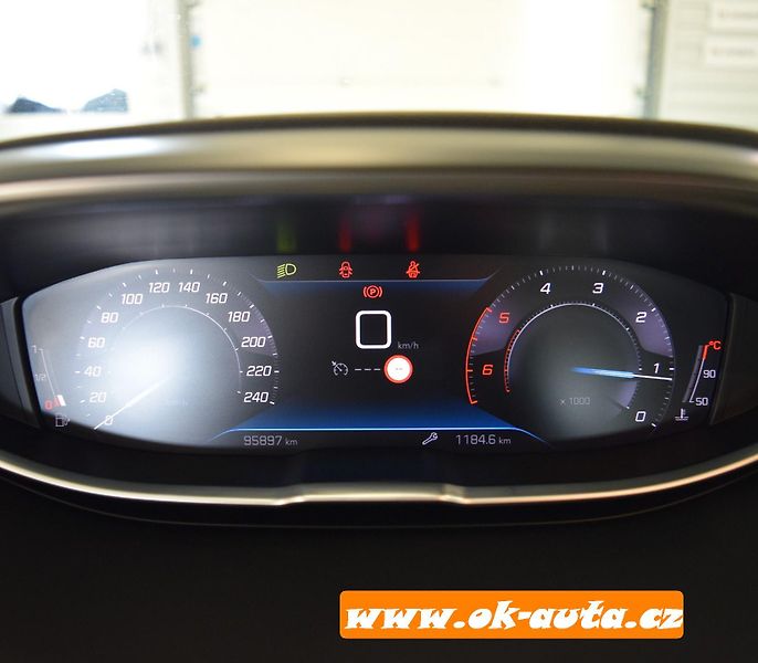 Peugeot 3008 1.5 HDI ACTIVE PACK 96 kW 2022 - fotka 48 z 61