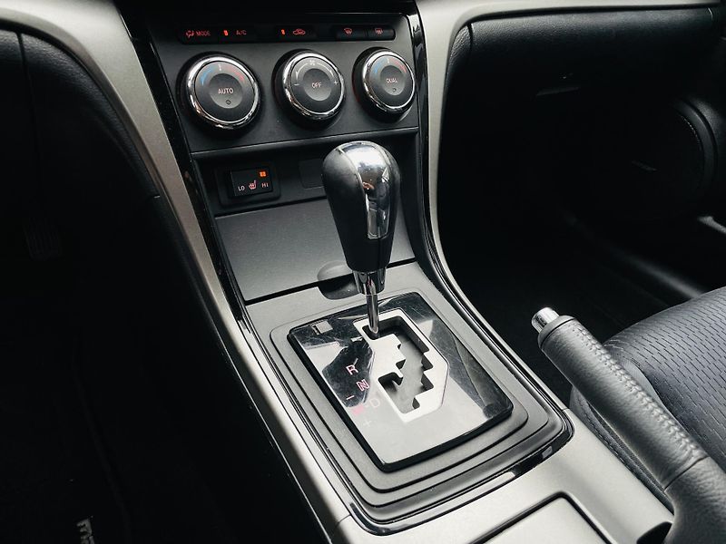 Mazda 6 2.0i 114KW AUT VÝHŘEV SENZORY - fotka 36 z 42