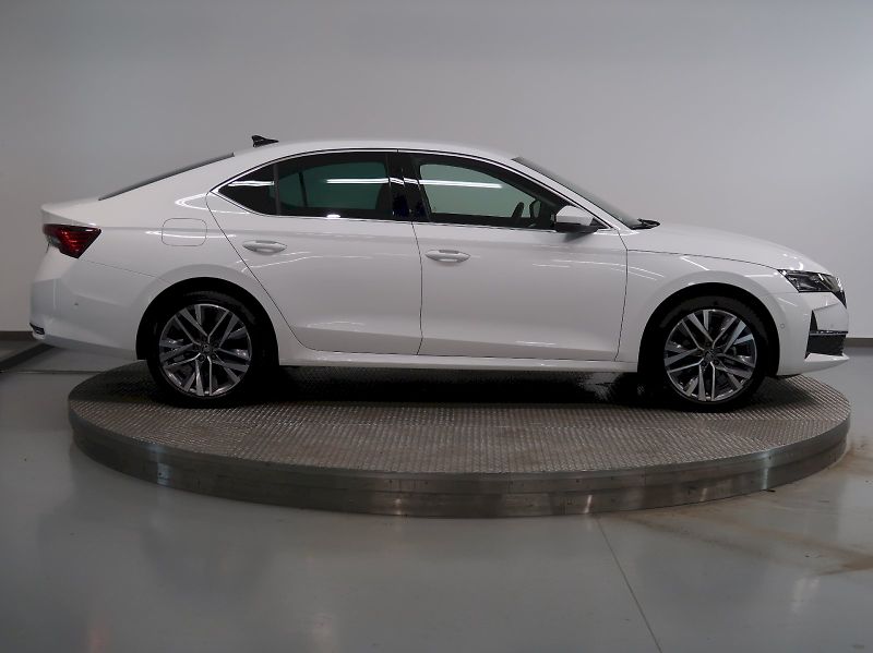 Škoda Octavia (2025) EXCLUSIVE 2.0TDI 110KW DSG WEB - fotka 8 z 44