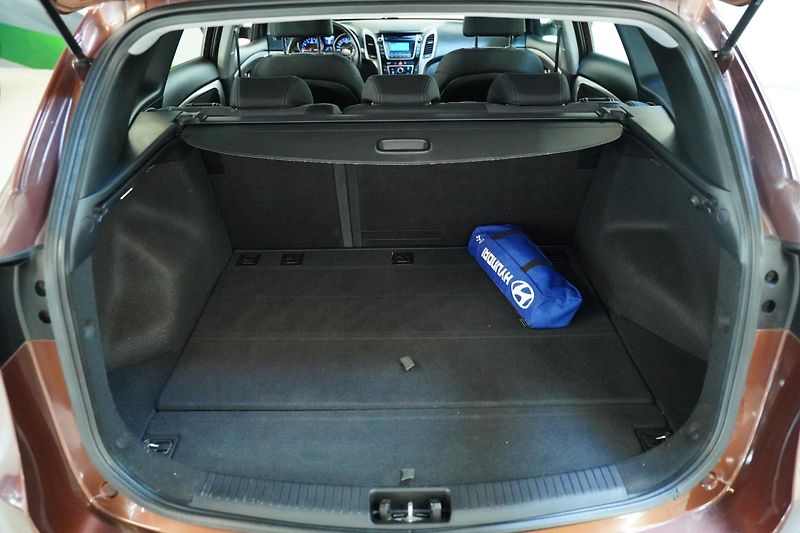 Hyundai i30 - fotka 25 z 30