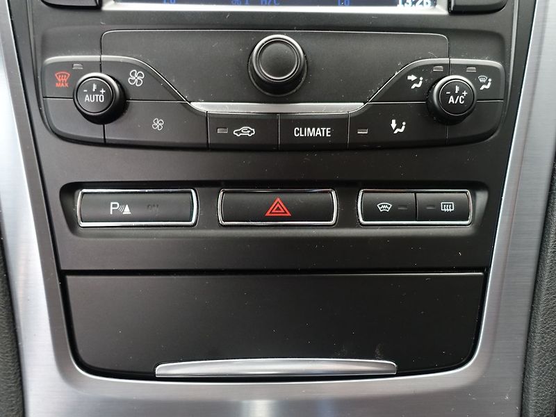 Ford Mondeo 2.0 TDCi Titan. man. nové brzd - fotka 13 z 31