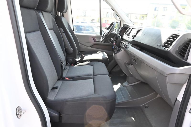 Volkswagen Crafter 2,0 TDI 103kW L3H2 Záruka až 5 - fotka 14 z 26