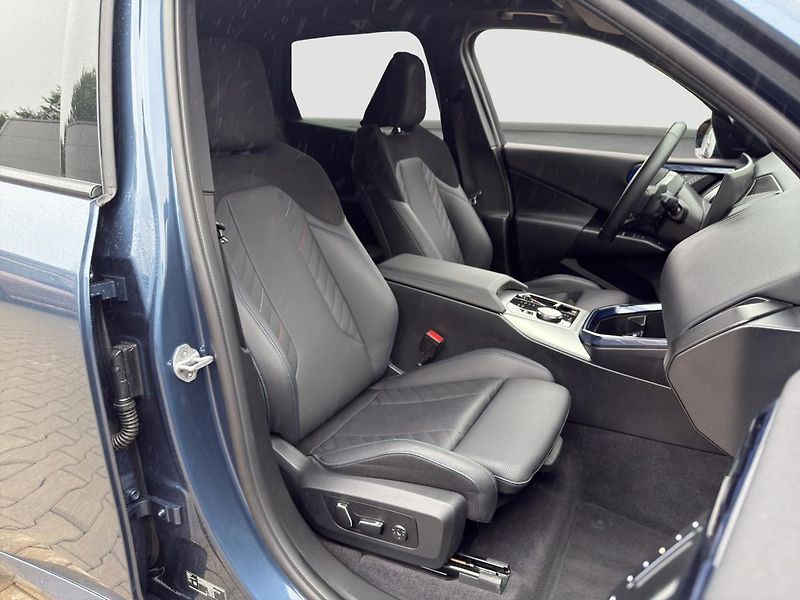 BMW X3 xDrive20d - fotka 13 z 20