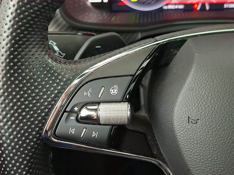 Škoda Kamiq (2023) Monte Carlo 1.5 TSI - fotka 17 z 23