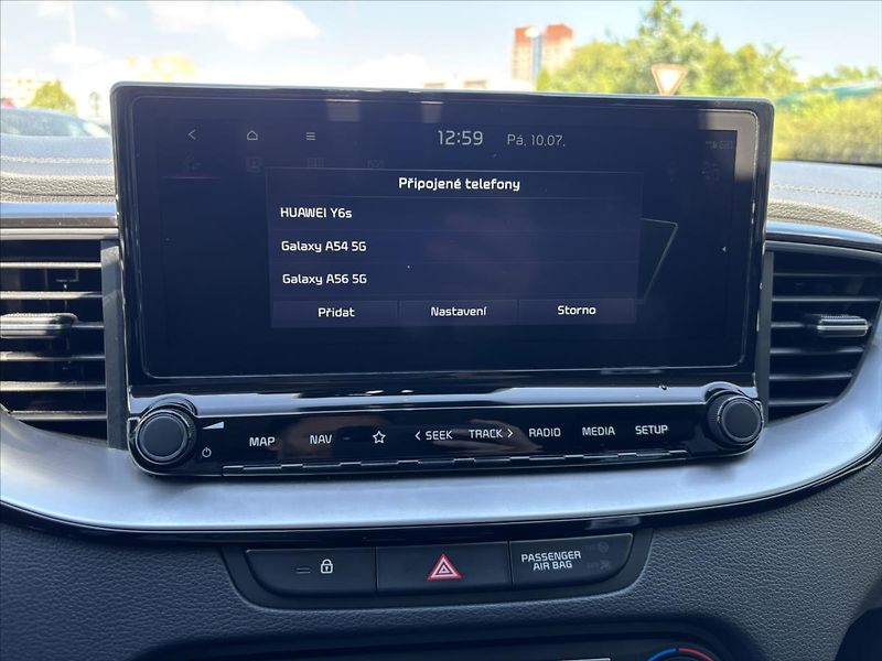 Kia XCeed 1,5 TGDi TOP ZÁRUKA KAMERA NAV - fotka 26 z 43