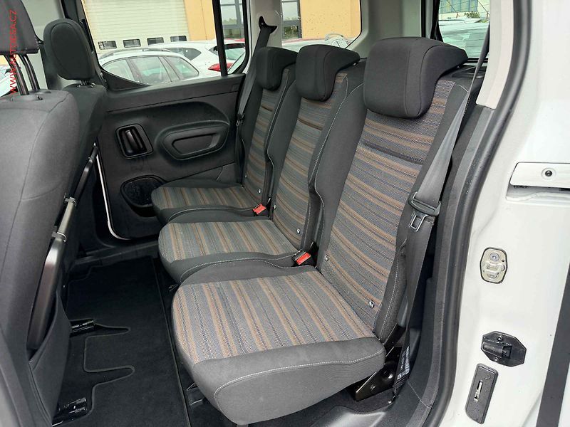 Opel Combo (2019) 1.5 CDTi, ČR, AC, výhřev sed - fotka 9 z 17