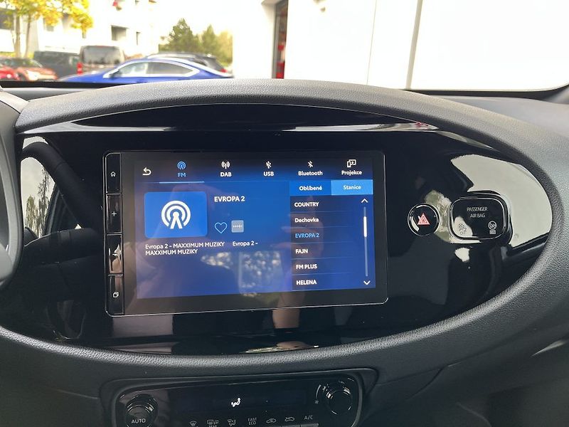 Toyota Aygo 1.5L HEV Comfort - fotka 17 z 26