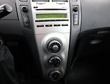 Toyota Yaris (2009) 1.3, Serv.kniha - náhled 9