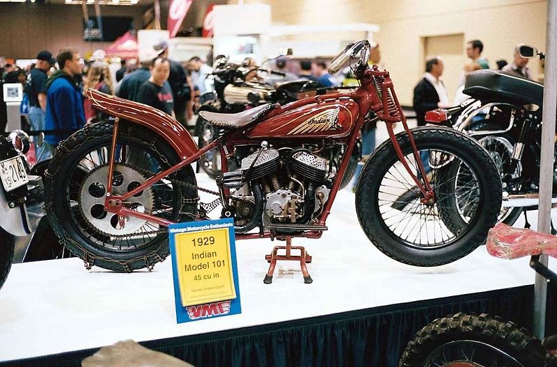 Scout patřil k nejúspěšnějším a zároveň nejoblíbenějším motocyklům značky Indian. Vyráběl se bezmála třicet let.