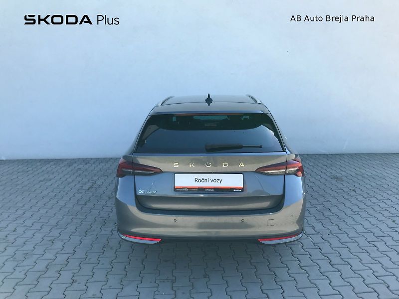 Škoda Octavia (2025) COMBI TOP SELECTION 2,0 TDI 85 - fotka 6 z 26